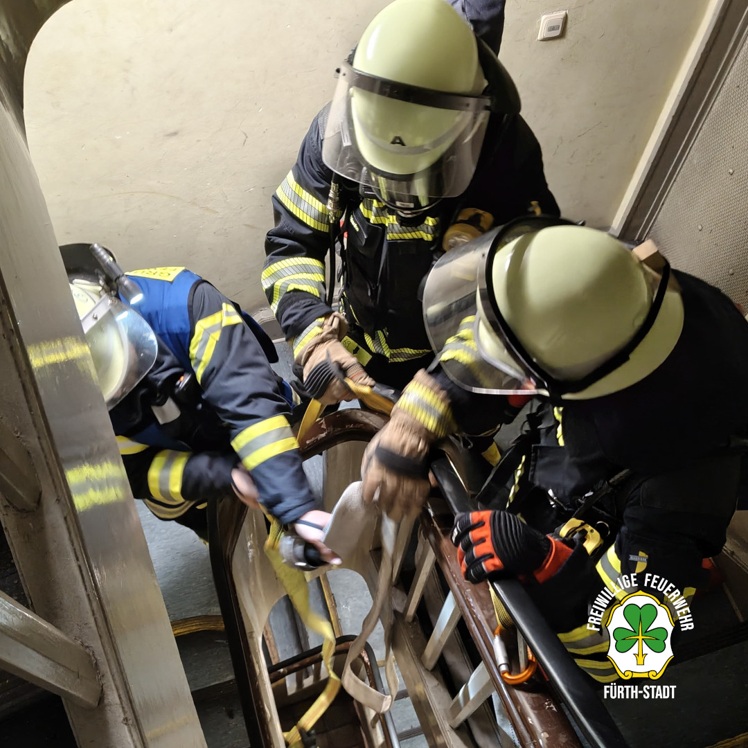 2025 12 10 Uebung Zimmerbrand 04