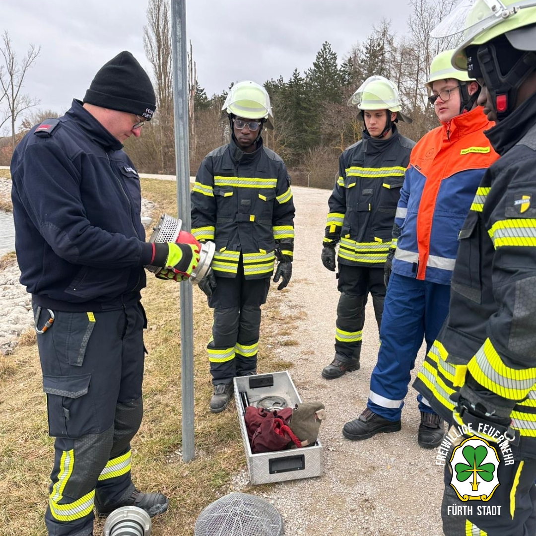 2026 02 14 MTA Hafen Loescheinsatz 03