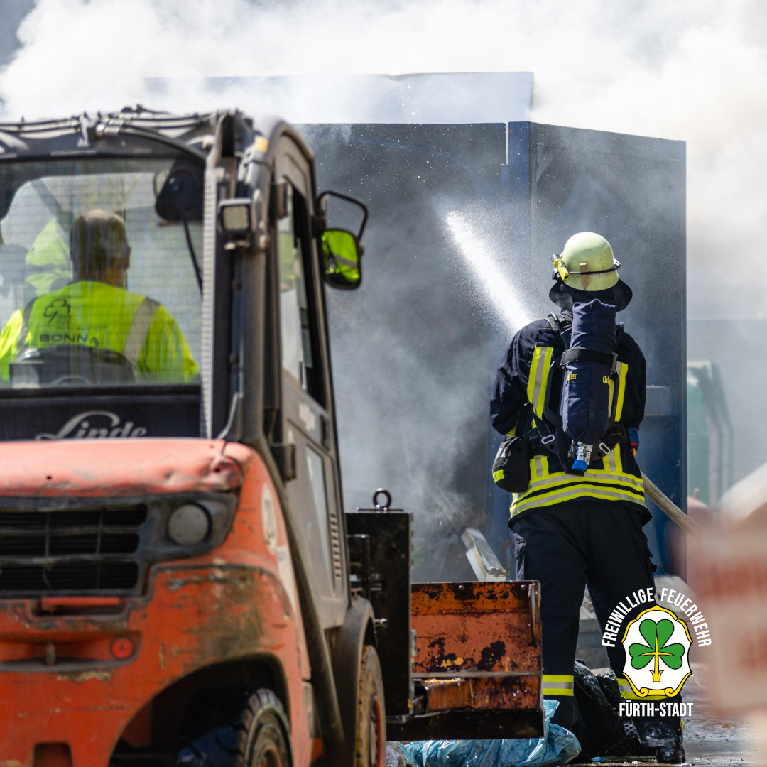 2026 04 11 Brand Container 04